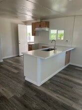 18260 Cajalco Rd in Perris, CA - Building Photo - Building Photo