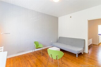 741 15th St in Miami Beach, FL - Building Photo - Building Photo