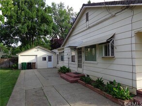 464 E 6th Ave in Chico, CA - Building Photo - Building Photo