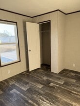 501 Mercedes St in Oak Grove, KY - Building Photo - Building Photo