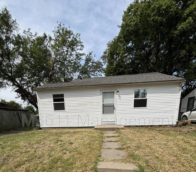property at 2221 N 31st St