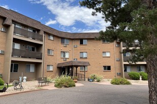 Applewood Retirement Community Apartments