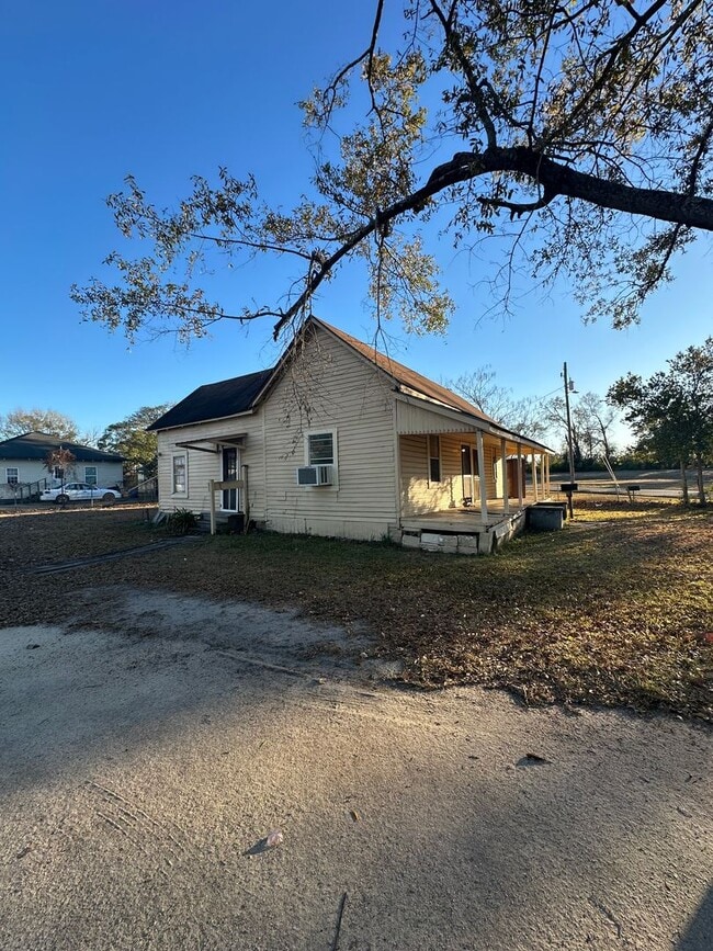 property at 407 Orange St