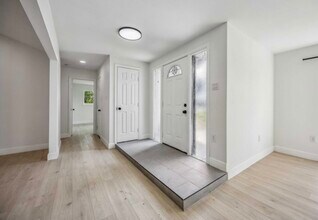 2819 Toyah Ave in Houston, TX - Building Photo - Building Photo