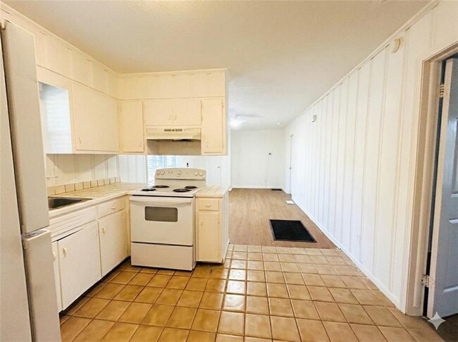 7062 Felton Ln in Mableton, GA - Building Photo - Building Photo