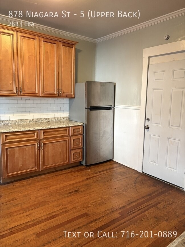 878 Niagara St in Buffalo, NY - Building Photo - Building Photo