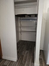 304 S Wisconsin St in Mitchell, SD - Building Photo - Building Photo