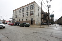 3000 S Archer Avenue in Chicago, IL - Building Photo - Building Photo