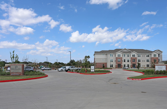 The Delaney At South Shore Harbor in League City, TX - Foto de edificio - Building Photo