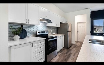 417 NW 3rd Ln in Cape Coral, FL - Building Photo - Building Photo