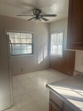 208 E Ellsworth Ave in Anaheim, CA - Building Photo - Building Photo
