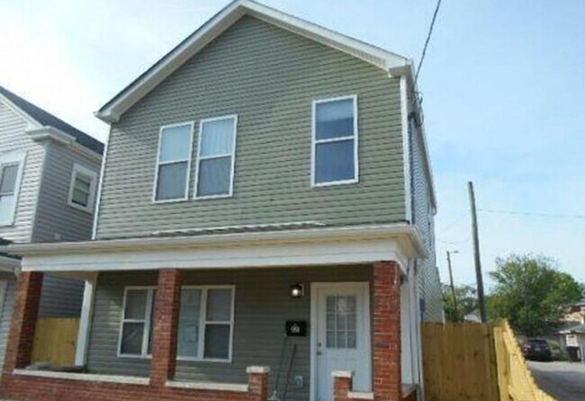 property at 320 M St