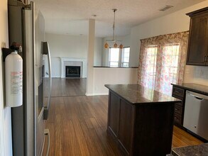 4201 Bridlepath Pl in Louisville, KY - Building Photo - Building Photo