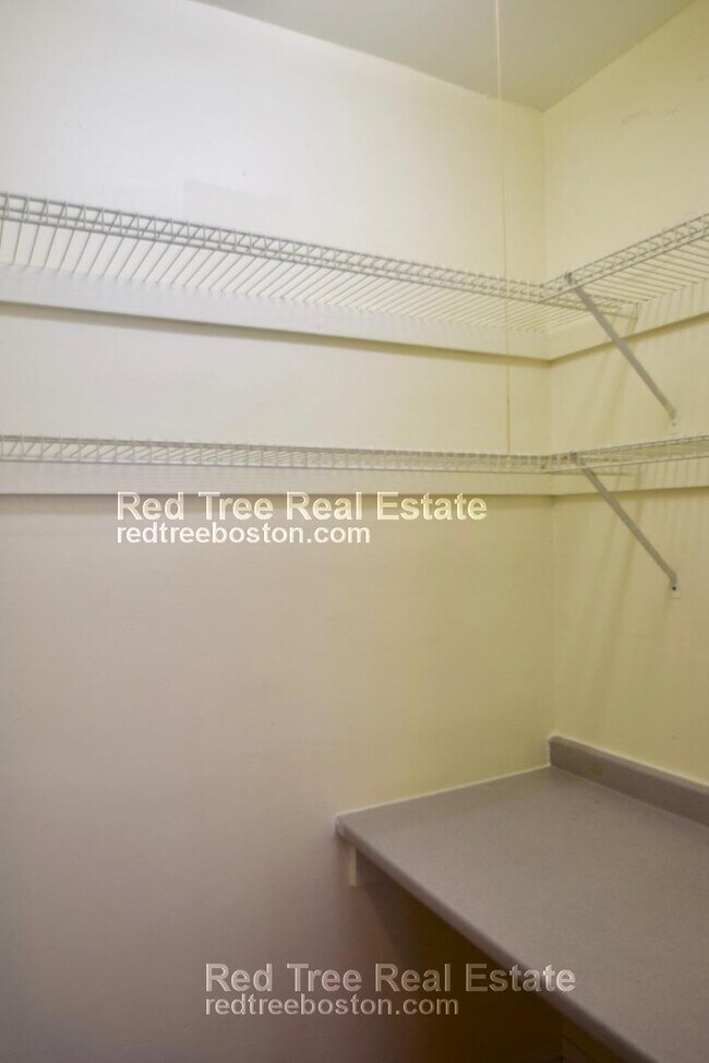 5 Barrows St, Unit 4A in Boston, MA - Building Photo - Building Photo