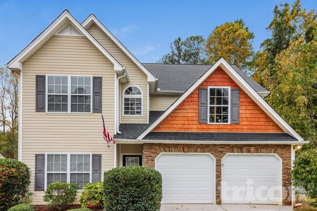 property at 383 Oakhaven Way