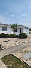 6153 9th Ave in New Port Richey, FL - Building Photo - Building Photo