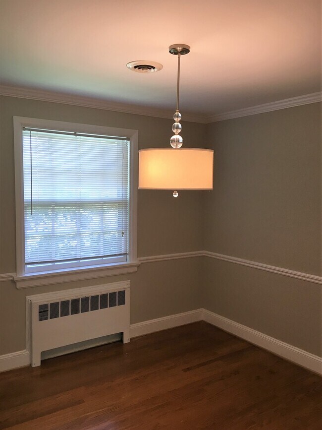 3910 Cary Street Rd-Unit -Apartment A in Richmond, VA - Building Photo - Building Photo