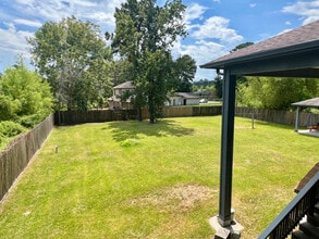 19990 Ravenwood Dr in Porter, TX - Building Photo - Building Photo