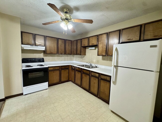 445 Elm Pl in Princeton, IL - Building Photo - Building Photo