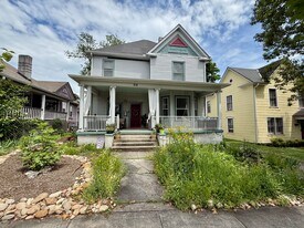 918 Gratz Street, Unit #2, Unit 2 in Knoxville, TN - Building Photo