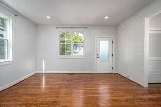 303 Truce St in Durham, NC - Building Photo - Building Photo