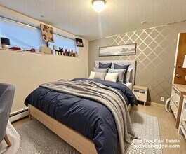 50 Parkman St, Unit B3 in Brookline, MA - Foto de edificio - Building Photo