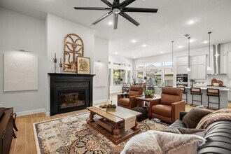 147 Epoch Dr in Austin, TX - Building Photo - Building Photo