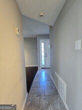 1674 Wynndowne Trail in Smyrna, GA - Foto de edificio - Building Photo