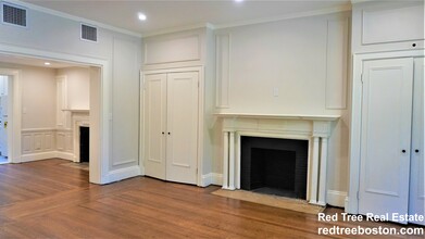 1712 Beacon St, Unit 1 in Brookline, MA - Building Photo - Building Photo