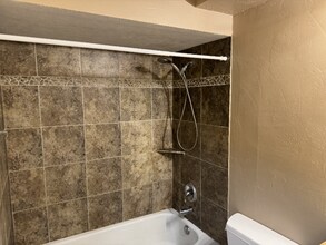 1096 N 300 W in Layton, UT - Building Photo - Building Photo