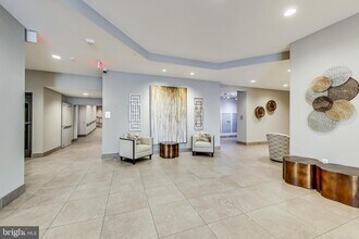 50 Florida Ave NE-Unit -601 in Washington, DC - Foto de edificio - Building Photo