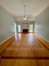 219 Grandview Pkwy in Alabaster, AL - Building Photo - Building Photo