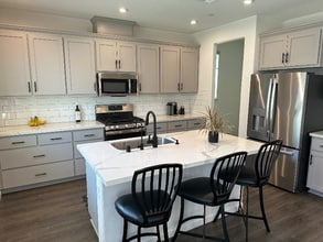825 Fruit Stand Cir in Vacaville, CA - Building Photo - Building Photo