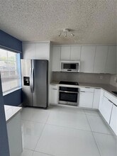 14059 SW 120th Ct in Miami, FL - Building Photo - Building Photo