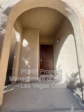 7638 Peaceful Trellis Dr in Las Vegas, NV - Building Photo - Building Photo