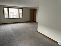 363 Nassau Ave, Unit Upper in Buffalo, NY - Building Photo - Building Photo