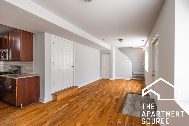 1503 N Talman Ave, Unit CH