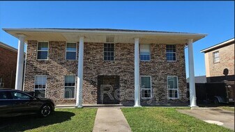 7202 Salem Dr in New Orleans, LA - Building Photo