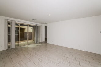 9259 E Static Ave in Mesa, AZ - Building Photo - Building Photo