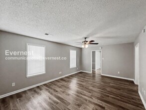 6534 Valerie Dr in Olive Branch, MS - Building Photo - Building Photo