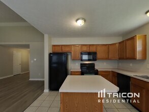 477 Yorktown Ln in Avon, IN - Building Photo - Building Photo
