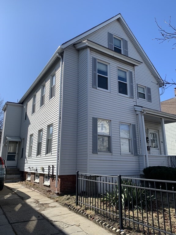 56 Sydney St in Somerville, MA - Foto de edificio - Building Photo