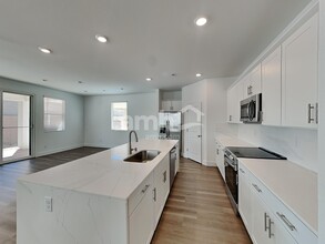 8383 Flagpole Loop Ave in Las Vegas, NV - Building Photo - Building Photo