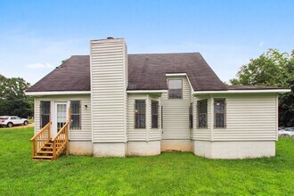 1131 Cherokee Hts in Stone Mountain, GA - Building Photo - Building Photo