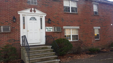 1 Green Street in Dover, NH - Building Photo - Interior Photo