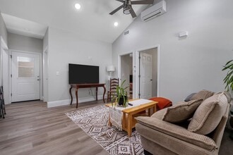 15 Arapaho Trail in Crawfordville, FL - Building Photo - Building Photo