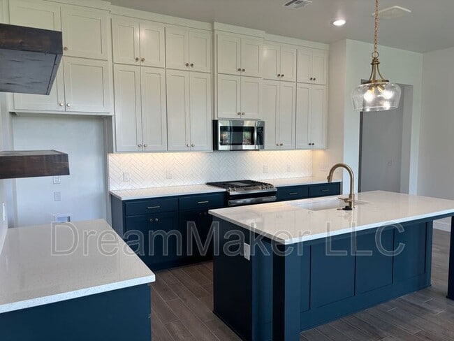 3026 Hollow Crest Ln in Norman, OK - Building Photo - Building Photo