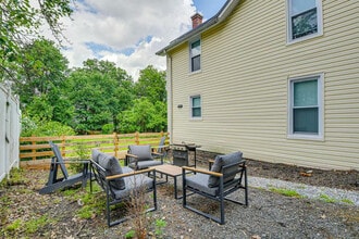 6604 Oak St, Unit SI ID1385625P in Cheverly, MD - Foto de edificio - Building Photo