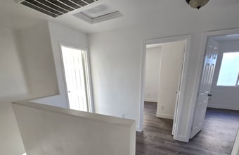 5117 S 15th Pl in Phoenix, AZ - Foto de edificio - Building Photo