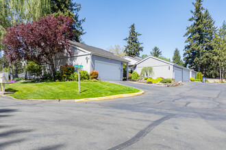 Quail Run Condominiums in Federal Way, WA - Building Photo - Building Photo